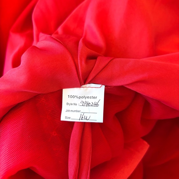 NEW, Red Dress, Red Satin Dress, Prom Dress, Christmas Dress, NWOT Size XL/16W - Picture 11 of 13